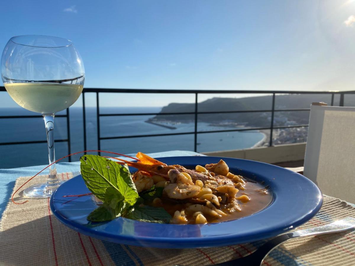 Sea View Apartment Sesimbra- Apartamento Vista Mar ภายนอก รูปภาพ